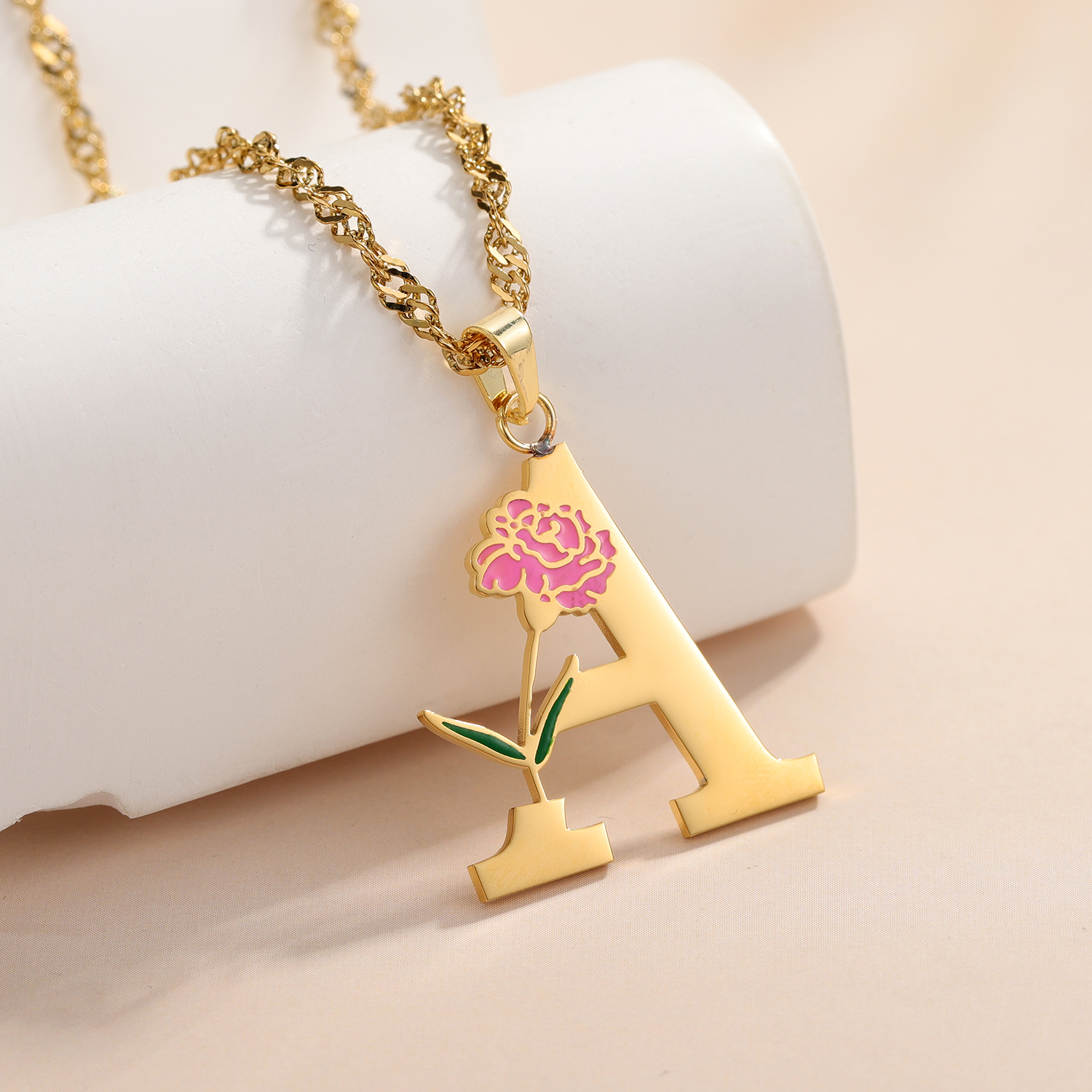 Custom Flower Initial Letter P - Birth Flower Necklace ulasan dan harga